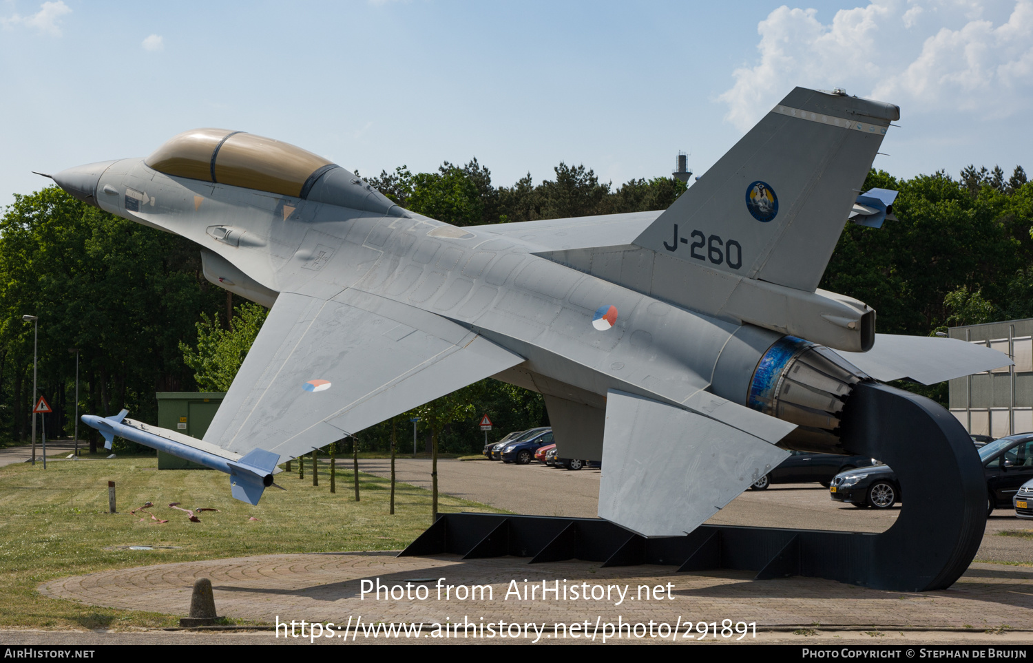 Aircraft Photo of J-260 | General Dynamics F-16B Fighting Falcon | Netherlands - Air Force | AirHistory.net #291891