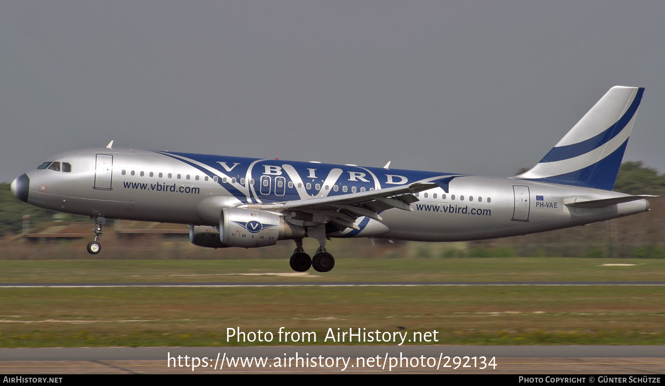 Aircraft Photo of PH-VAE | Airbus A320-212 | V Bird | AirHistory.net #292134