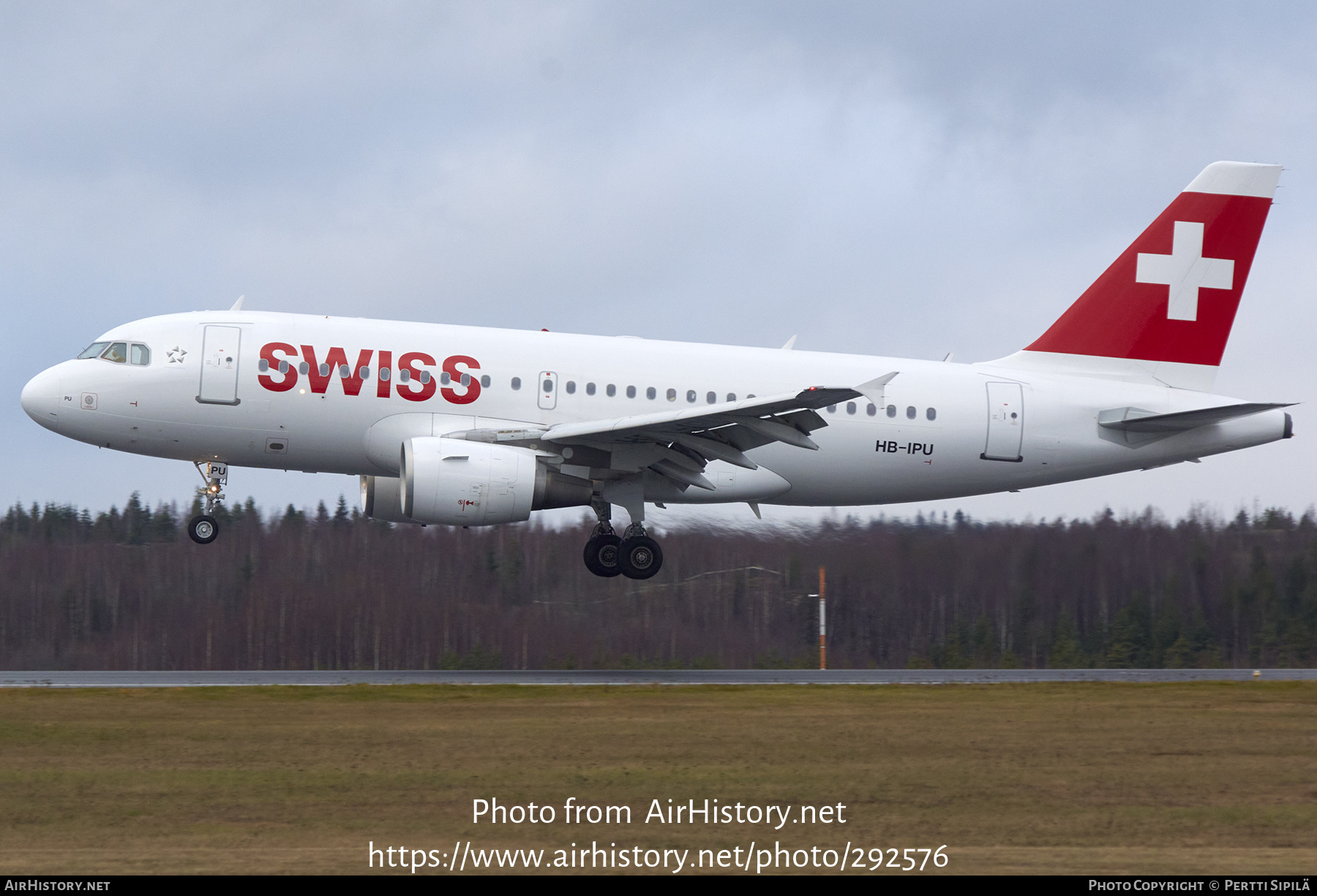 Aircraft Photo of HB-IPU | Airbus A319-112 | Swiss International Air Lines | AirHistory.net #292576