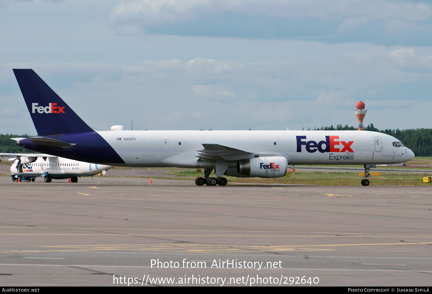 Aircraft Photo of N912FD | Boeing 757-28A(SF) | FedEx Express - Federal Express | AirHistory.net #292640