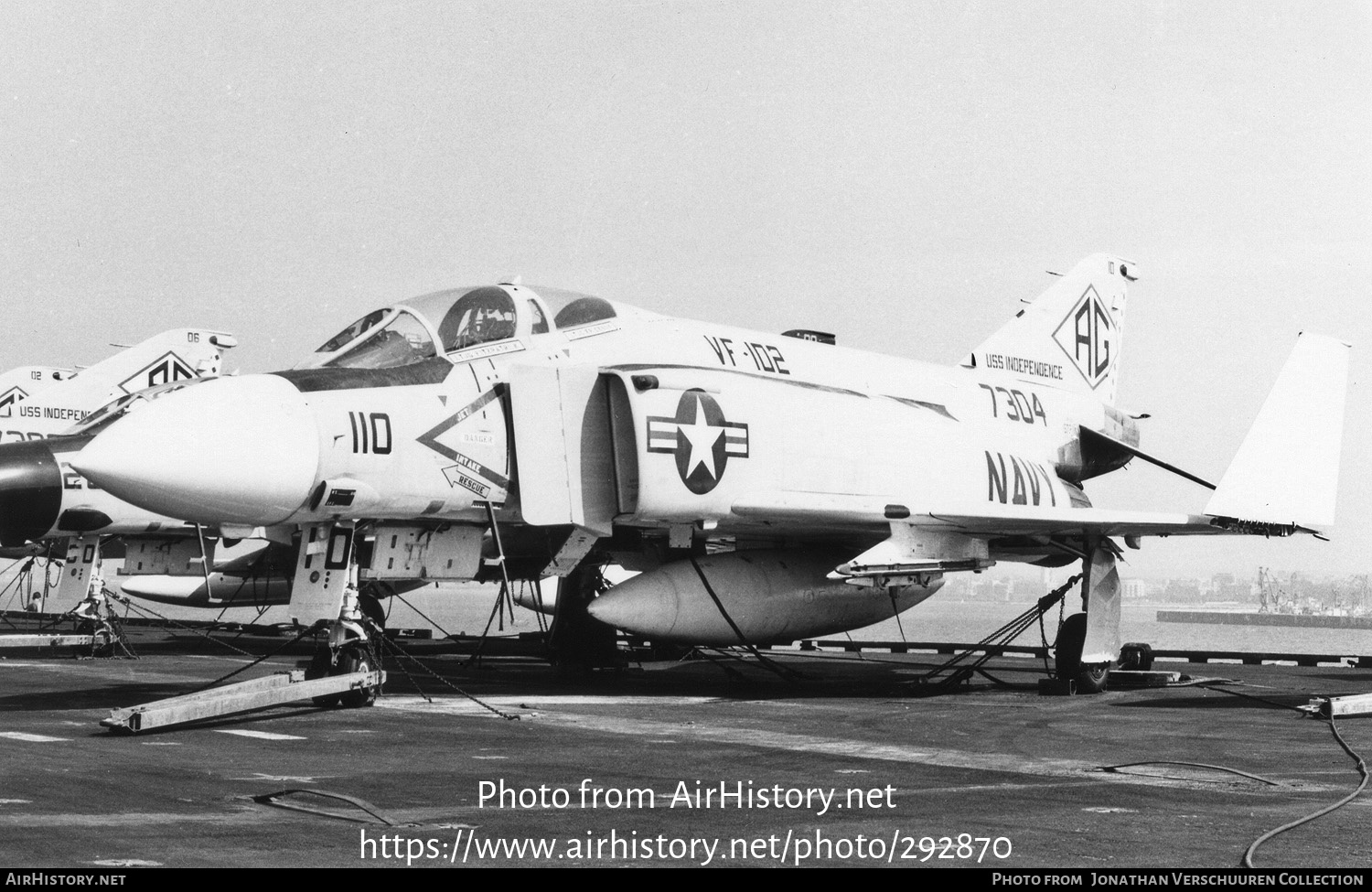 Aircraft Photo of 157304 | McDonnell Douglas F-4J Phantom II | USA - Navy | AirHistory.net #292870