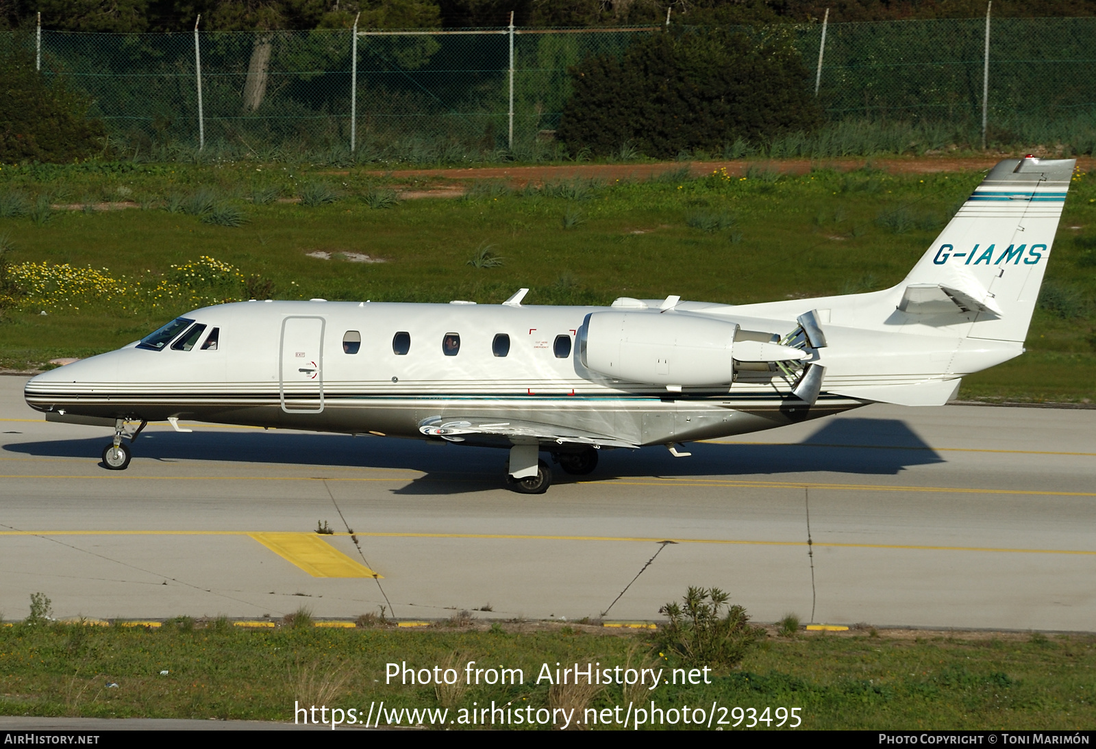 Aircraft Photo of G-IAMS | Cessna 560XL Citation Excel | AirHistory.net #293495