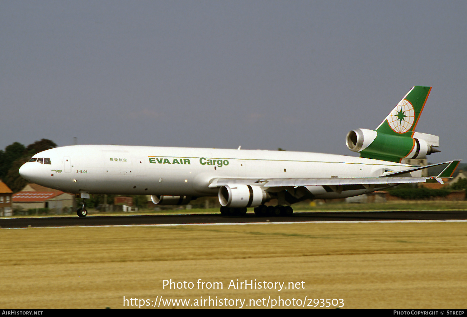 Aircraft Photo of B-16106 | McDonnell Douglas MD-11/F | EVA Air Cargo | AirHistory.net #293503