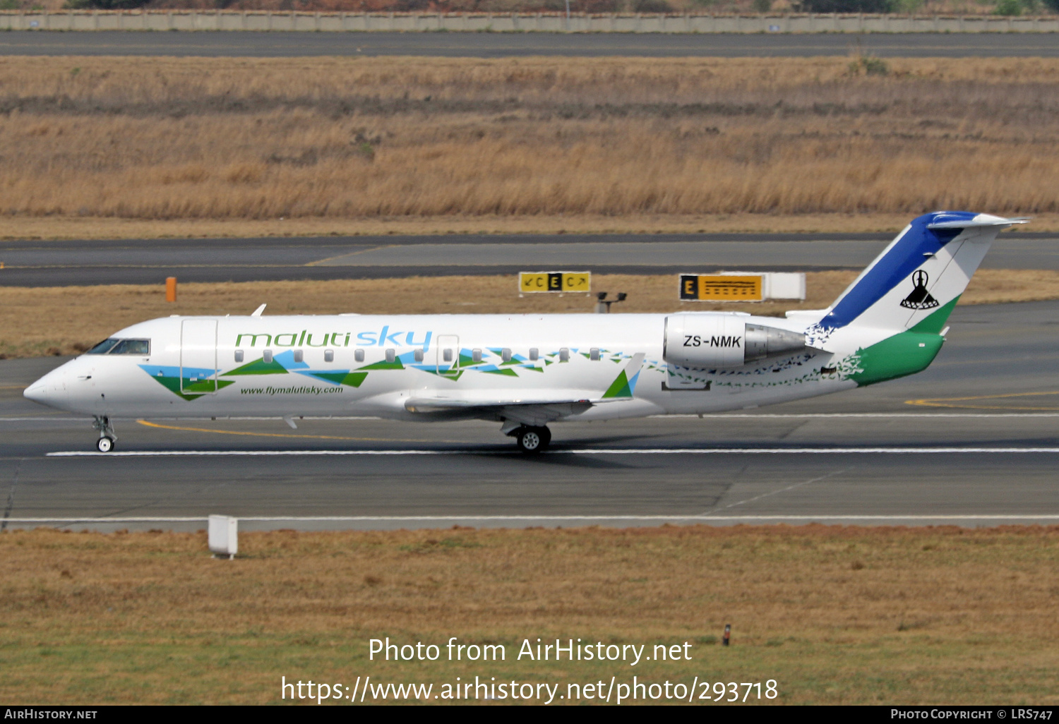 Aircraft Photo of ZS-NMK | Bombardier CRJ-200ER (CL-600-2B19) | Maluti Sky | AirHistory.net #293718