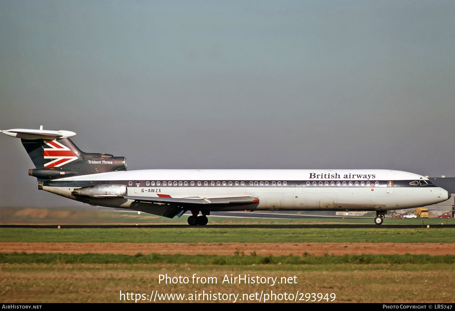 Aircraft Photo of G-AWZX | Hawker Siddeley HS-121 Trident 3B | British Airways | AirHistory.net #293949