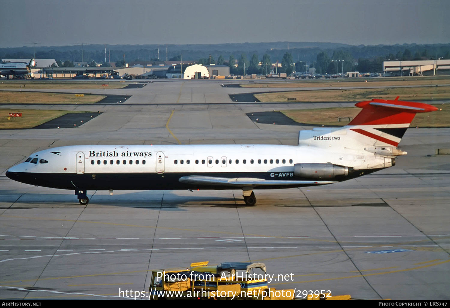 Aircraft Photo of G-AVFB | Hawker Siddeley HS-121 Trident 2E | British Airways | AirHistory.net #293952