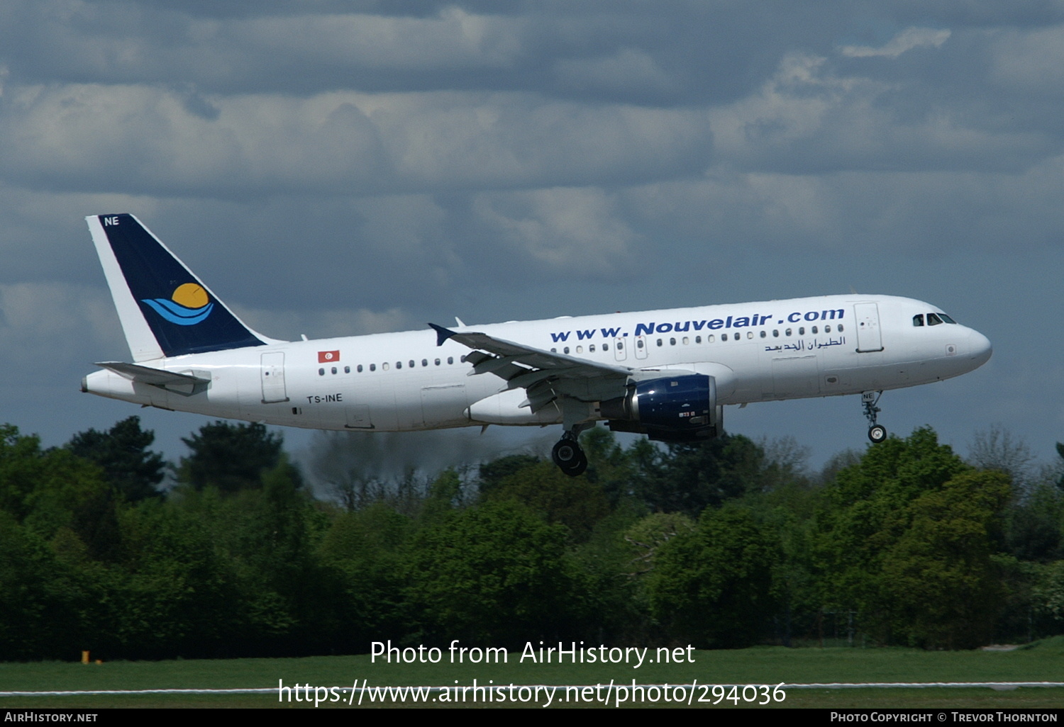 Aircraft Photo of TS-INE | Airbus A320-212 | Nouvelair Tunisie | AirHistory.net #294036