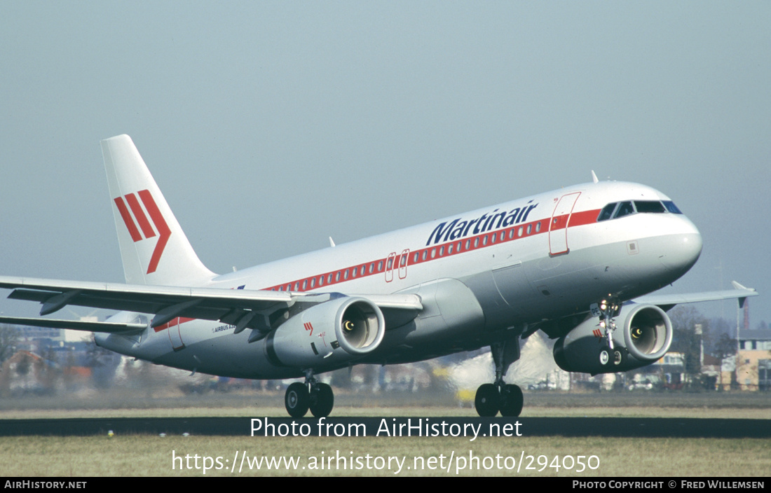 Aircraft Photo of PH-MPE | Airbus A320-232 | Martinair | AirHistory.net #294050