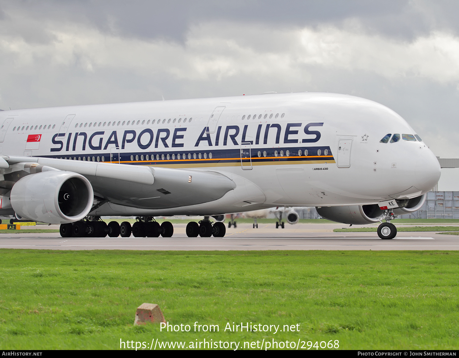 Aircraft Photo of 9V-SKE | Airbus A380-841 | Singapore Airlines | AirHistory.net #294068