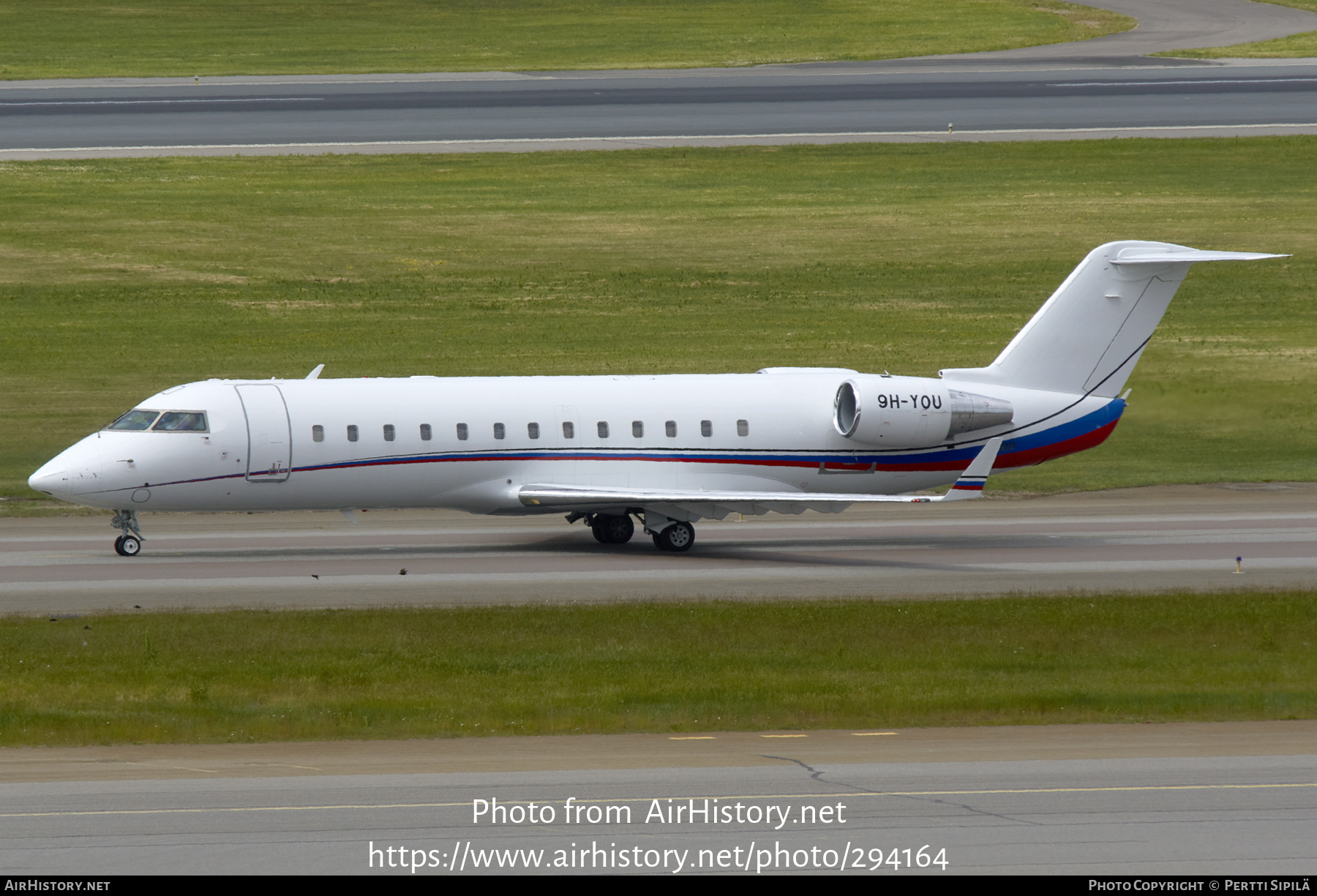 Aircraft Photo of 9H-YOU | Bombardier Challenger 850 (CRJ-200SE/CL-600-2B19) | AirHistory.net #294164