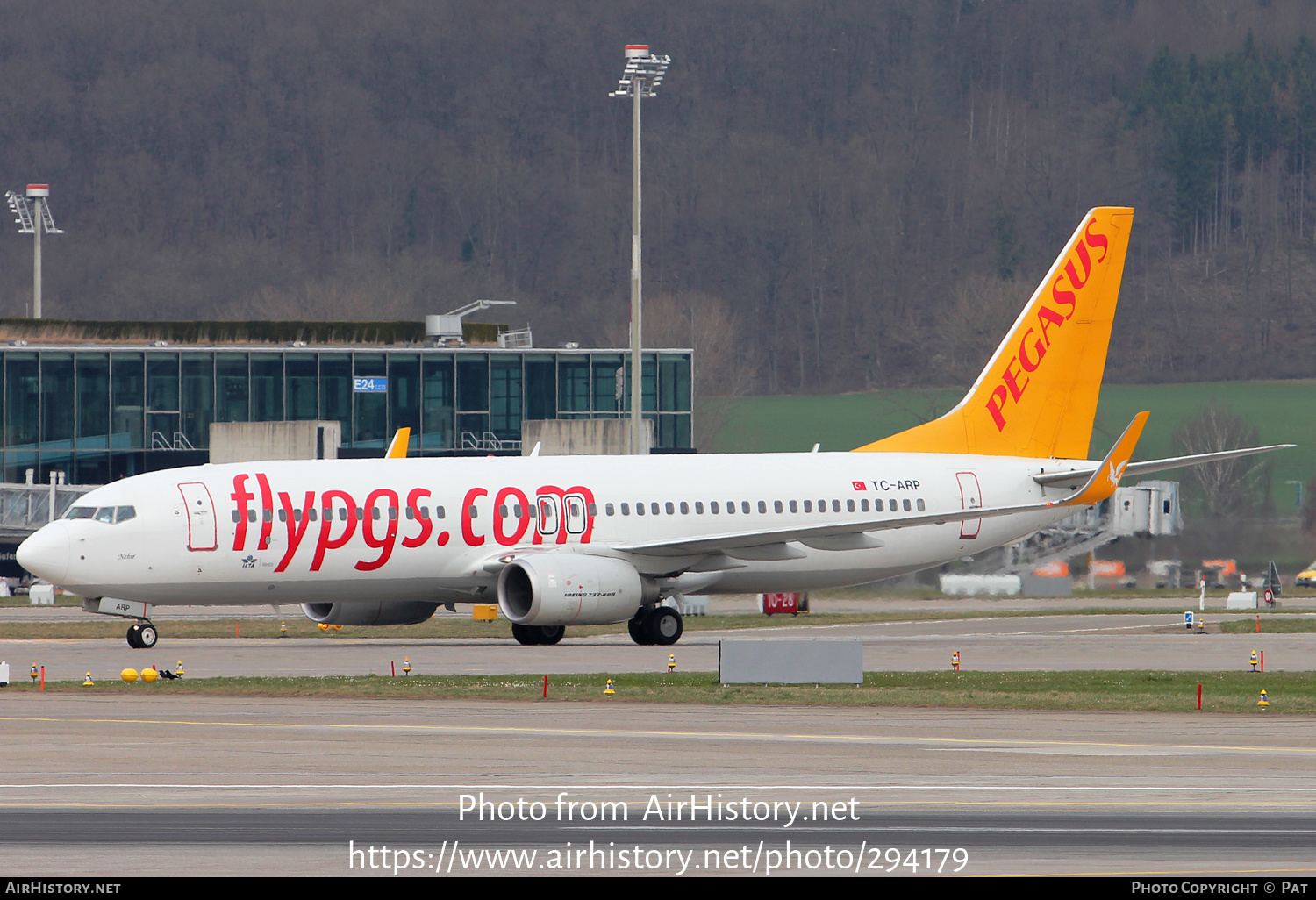 Aircraft Photo of TC-ARP | Boeing 737-82R | Pegasus Airlines | AirHistory.net #294179