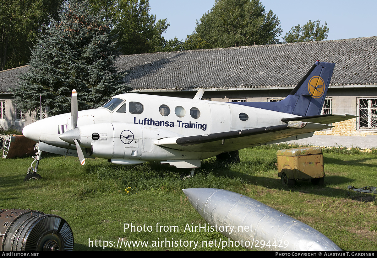 Aircraft Photo of D-ILHA | Beech C90 King Air | Lufthansa Flight Training | AirHistory.net #294429