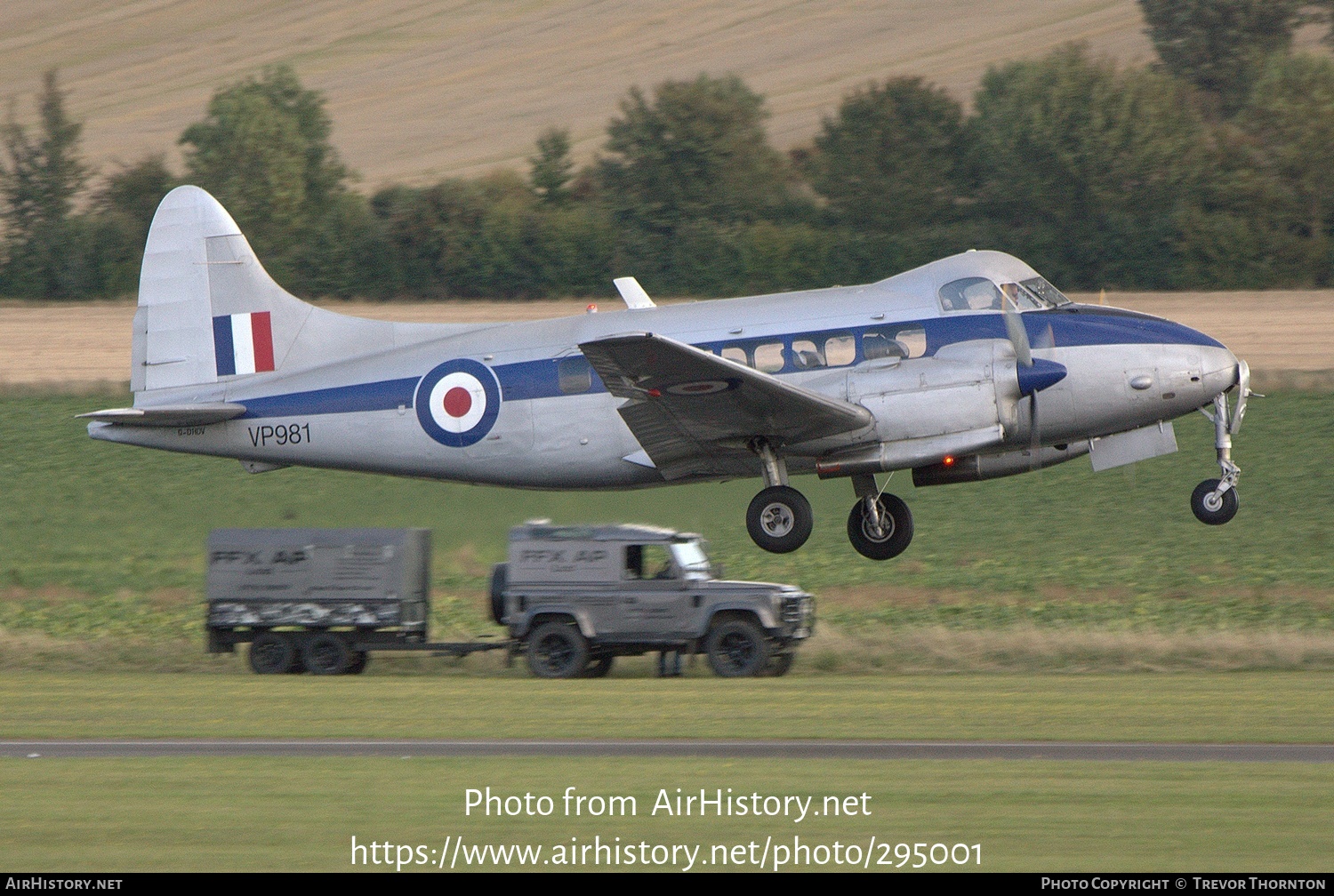 Aircraft Photo of G-DHDV / VP981 | De Havilland D.H. 104 Devon C2/2 | UK - Air Force | AirHistory.net #295001