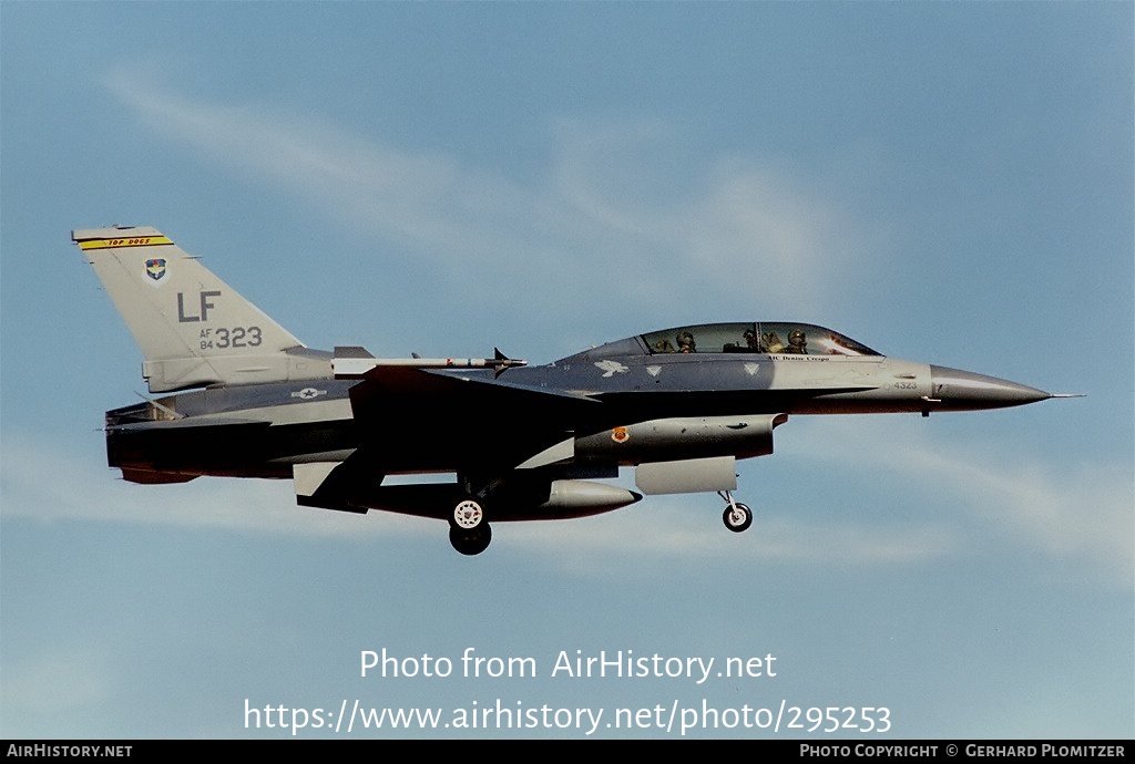 Aircraft Photo of 84-1323 / AF84-323 | General Dynamics F-16D Fighting Falcon | USA - Air Force | AirHistory.net #295253