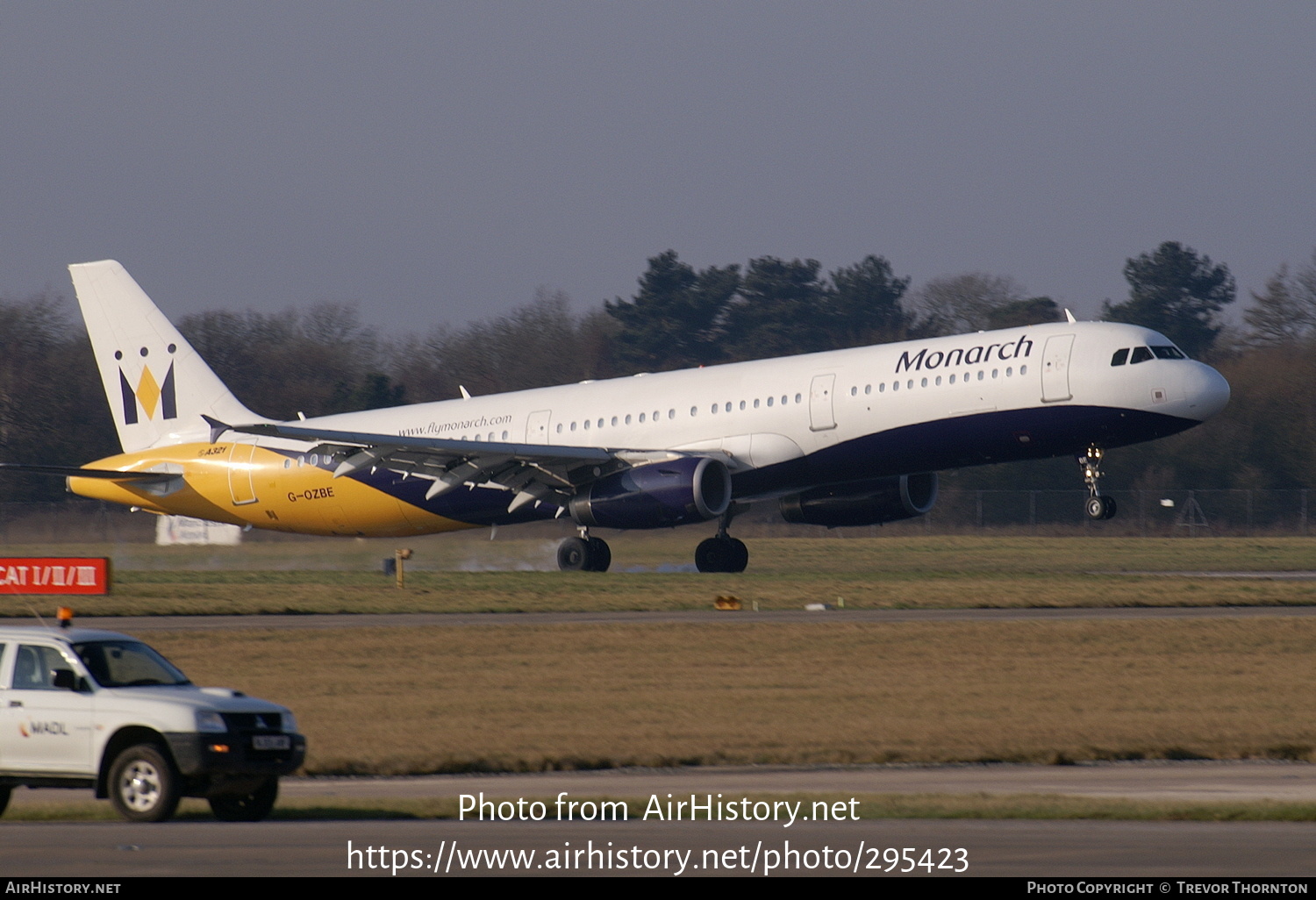 Aircraft Photo of G-OZBE | Airbus A321-231 | Monarch Airlines | AirHistory.net #295423