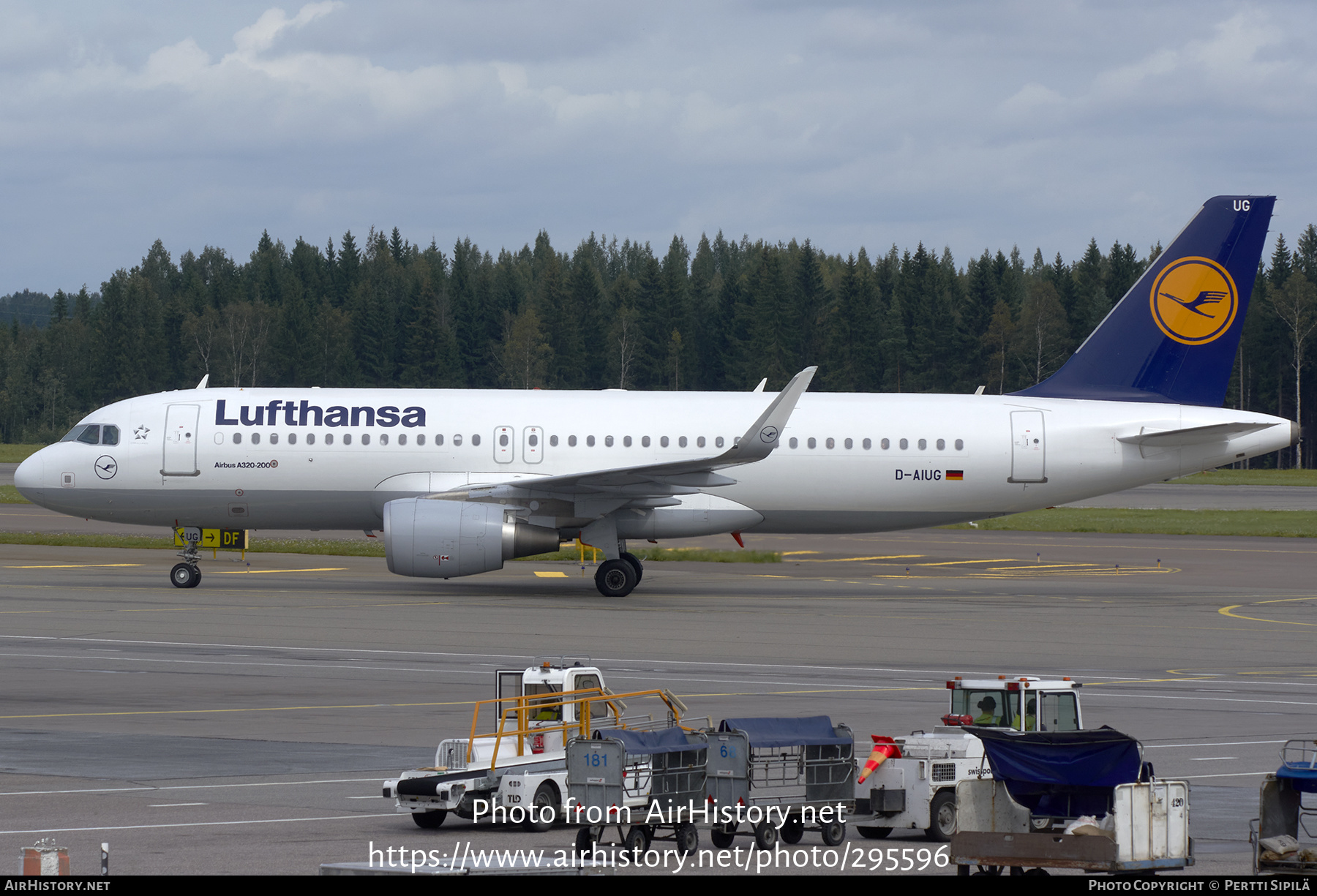 Aircraft Photo of D-AIUG | Airbus A320-214 | Lufthansa | AirHistory.net #295596