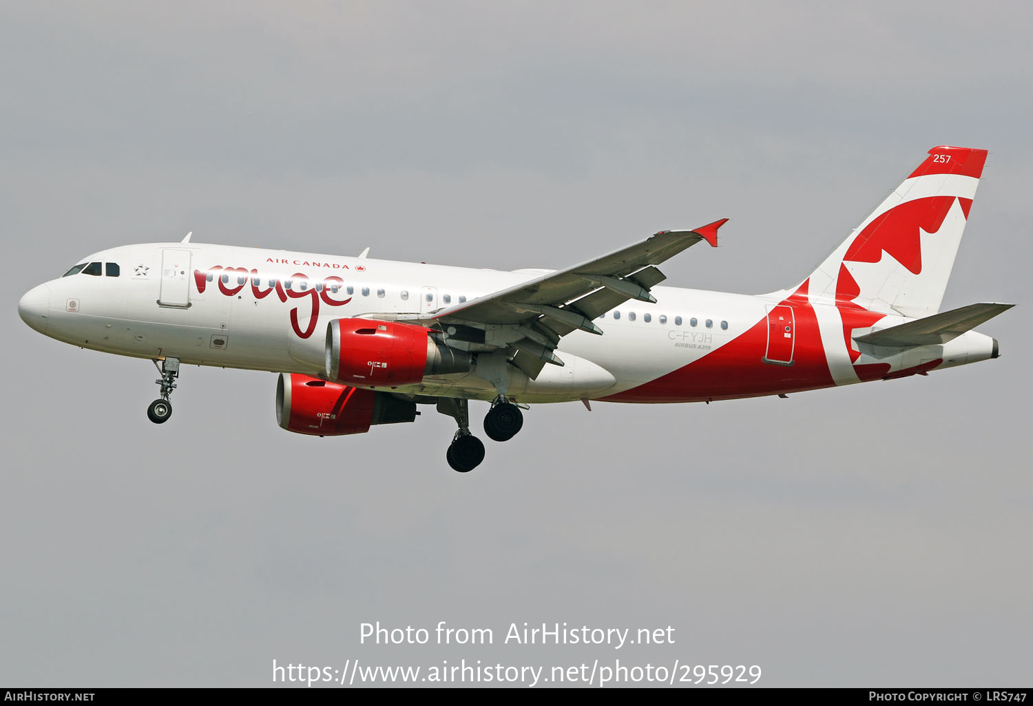 Aircraft Photo of C-FYJH | Airbus A319-114 | Air Canada Rouge | AirHistory.net #295929