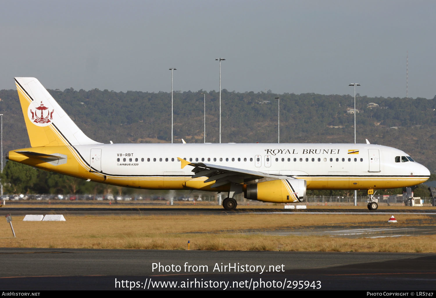 Aircraft Photo of V8-RBT | Airbus A320-232 | Royal Brunei Airlines | AirHistory.net #295943