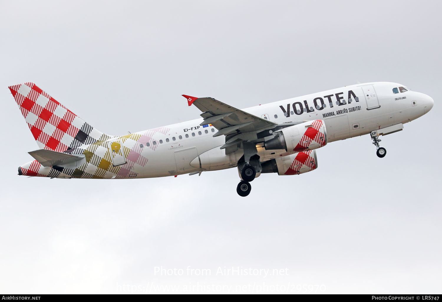 Aircraft Photo of EI-FXP | Airbus A319-111 | Volotea | AirHistory.net #295970