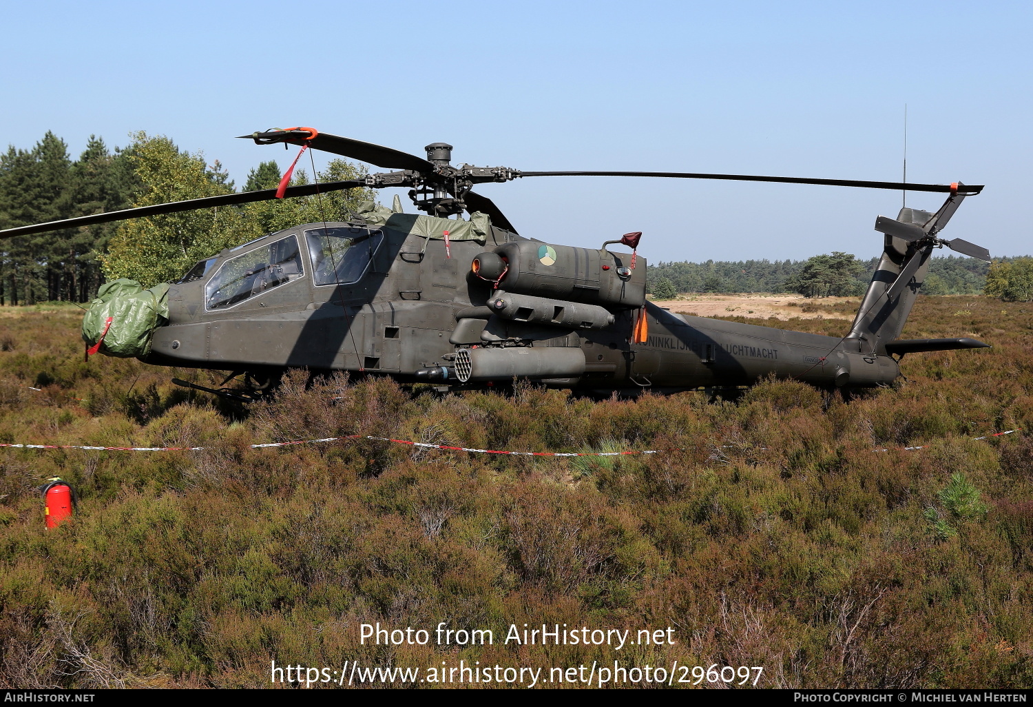 Aircraft Photo of Q-01 | Boeing AH-64DN Apache | Netherlands - Air Force | AirHistory.net #296097