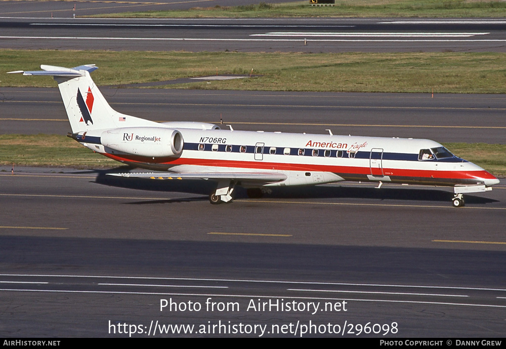 Aircraft Photo of N706RG | Embraer ERJ-135LR (EMB-135LR) | American Eagle | AirHistory.net #296098