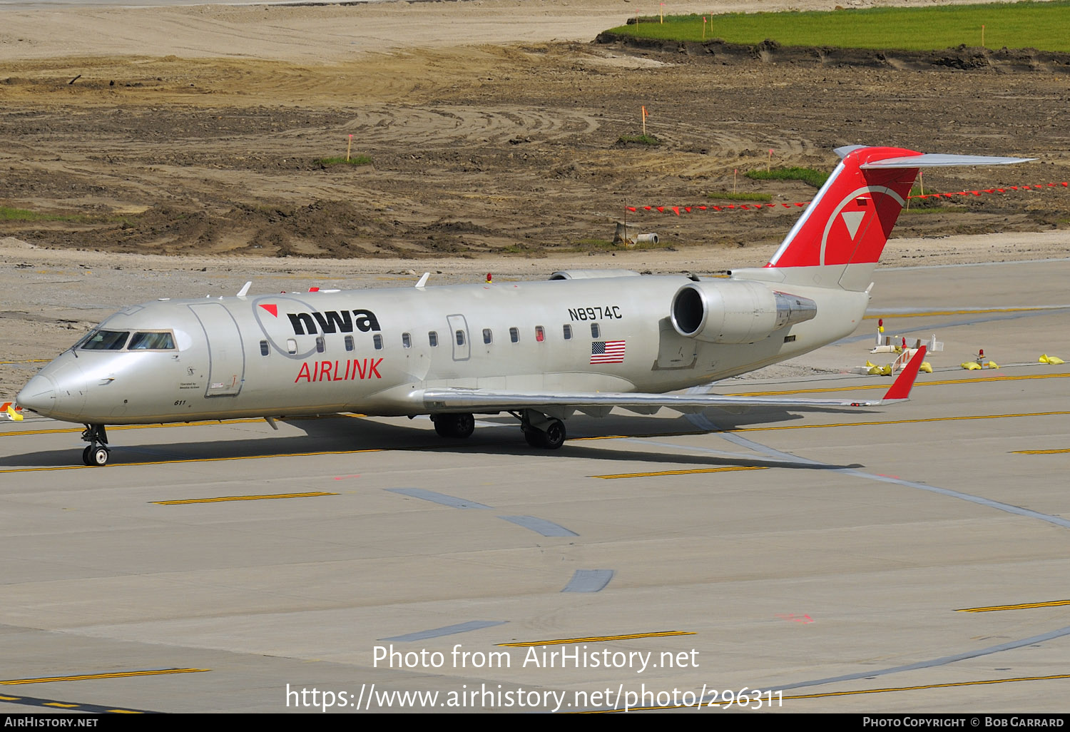 Aircraft Photo of N8974C | Bombardier CRJ-200LR (CL-600-2B19) | NWA Airlink | AirHistory.net #296311