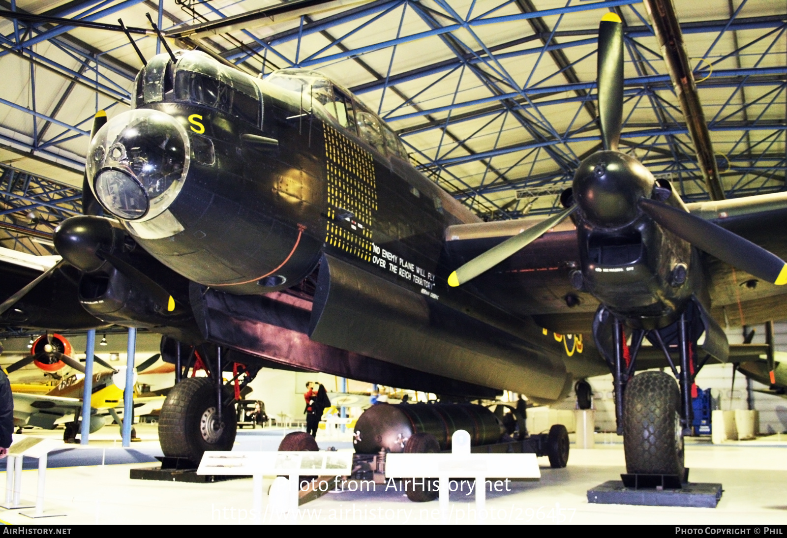 Aircraft Photo of R5868 | Avro 683 Lancaster B1 | UK - Air Force | AirHistory.net #296457