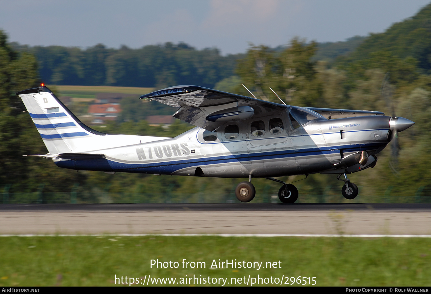 Aircraft Photo of N700RS | Cessna P210N Silver Eagle | AirHistory.net #296515