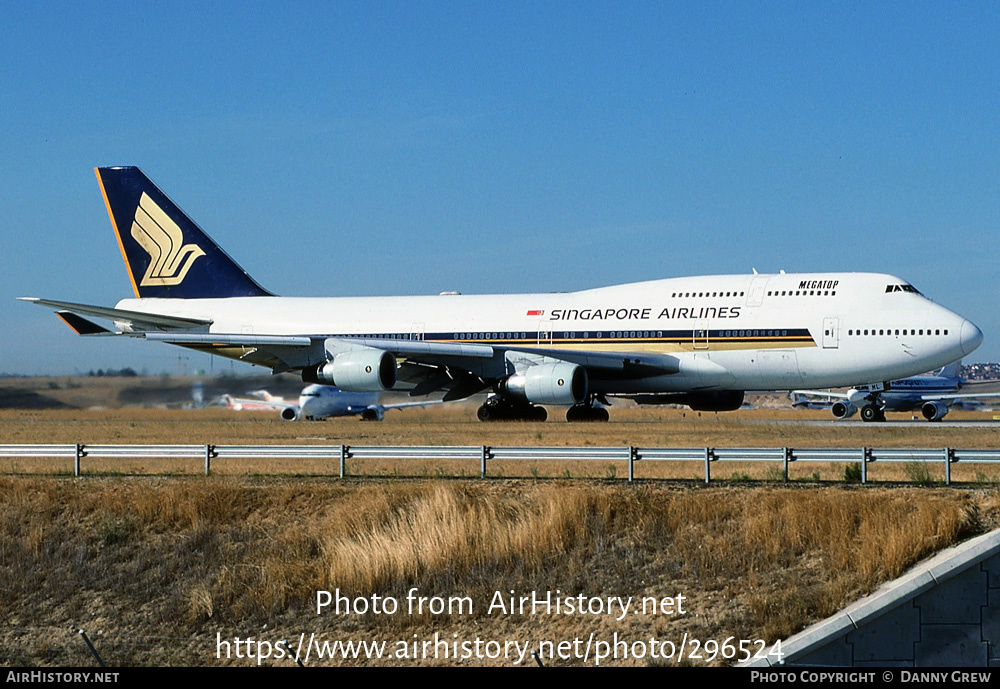 Aircraft Photo of 9V-SML | Boeing 747-412 | Singapore Airlines | AirHistory.net #296524