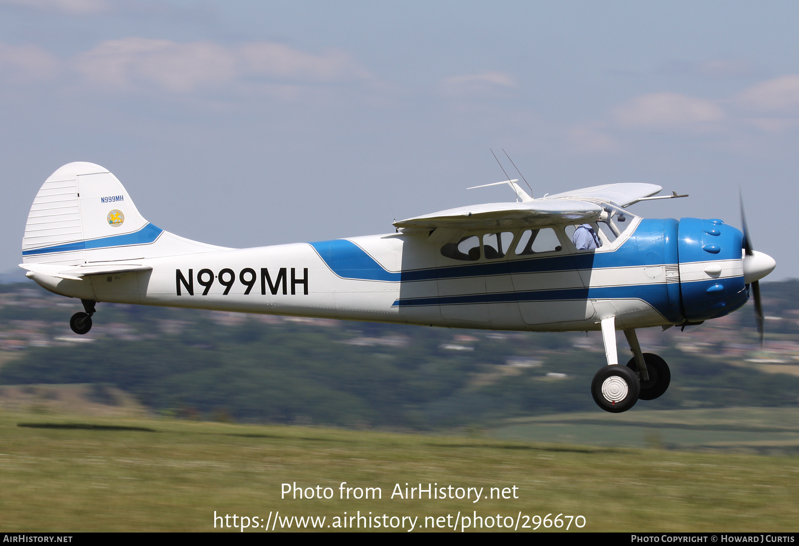 Aircraft Photo of N999MH | Cessna 195B | AirHistory.net #296670