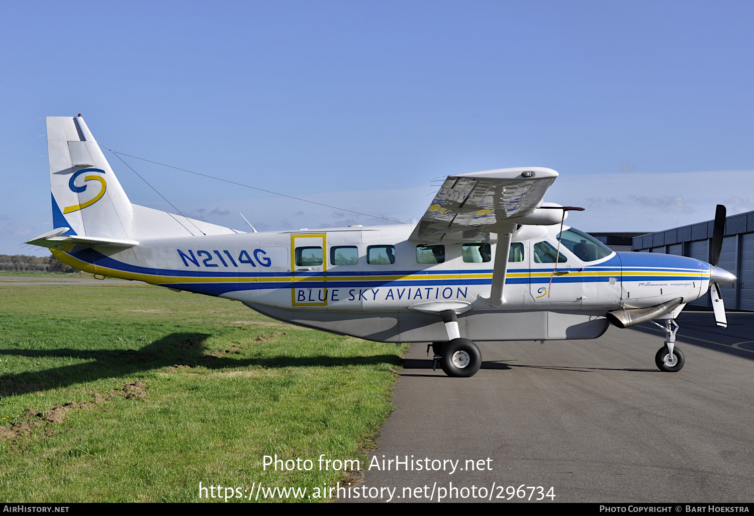 Aircraft Photo of N2114G | Cessna 208B Grand Caravan | Blue Sky Aviation | AirHistory.net #296734