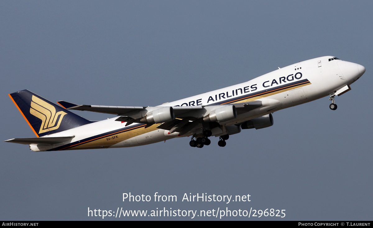 Aircraft Photo of 9V-SFK | Boeing 747-412F/SCD | Singapore Airlines Cargo | AirHistory.net #296825