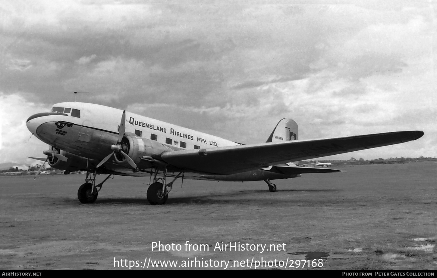 Aircraft Photo of VH-ANM | Douglas DC-3(C) | Queensland Airlines - QAL | AirHistory.net #297168