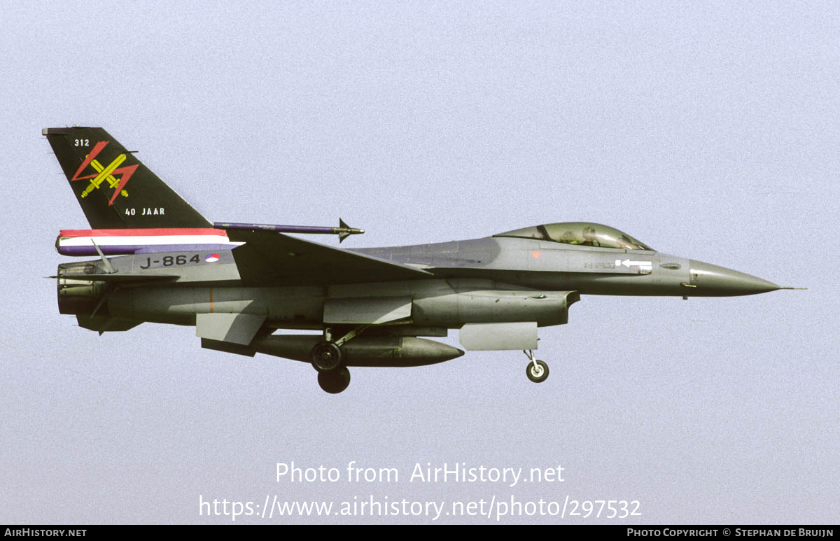 Aircraft Photo of J-864 | General Dynamics F-16A Fighting Falcon | Netherlands - Air Force | AirHistory.net #297532