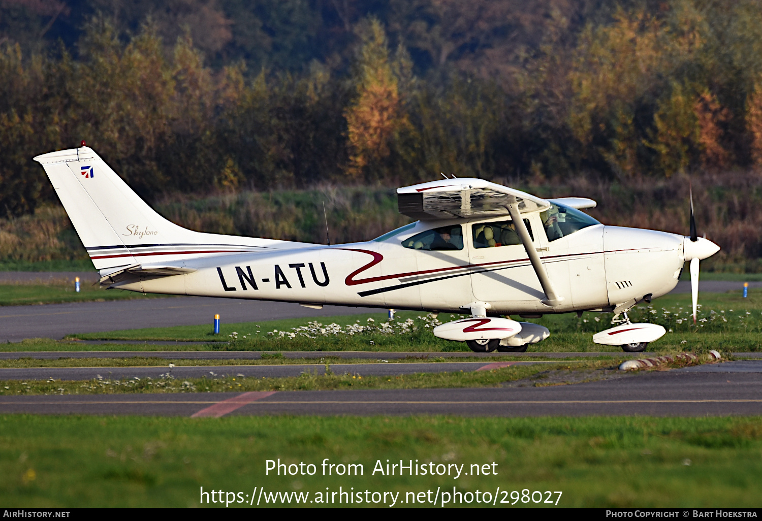 Aircraft Photo of LN-ATU | Cessna 182P Skylane | AirHistory.net #298027