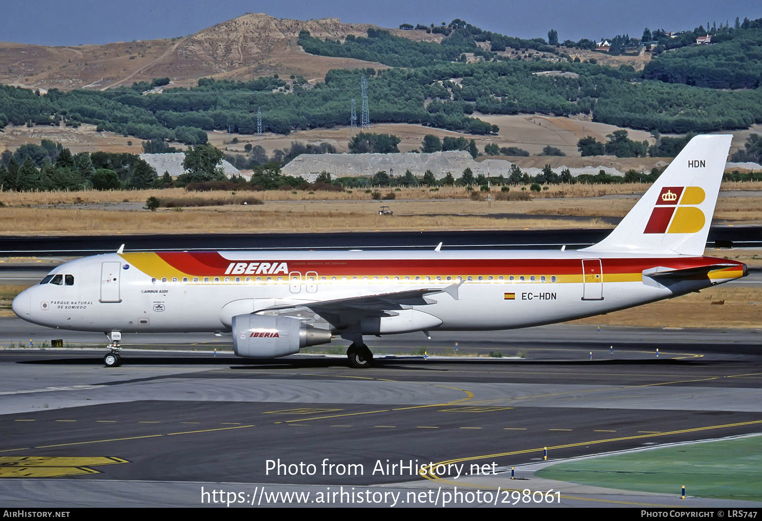 Aircraft Photo of EC-HDN | Airbus A320-214 | Iberia | AirHistory.net #298061