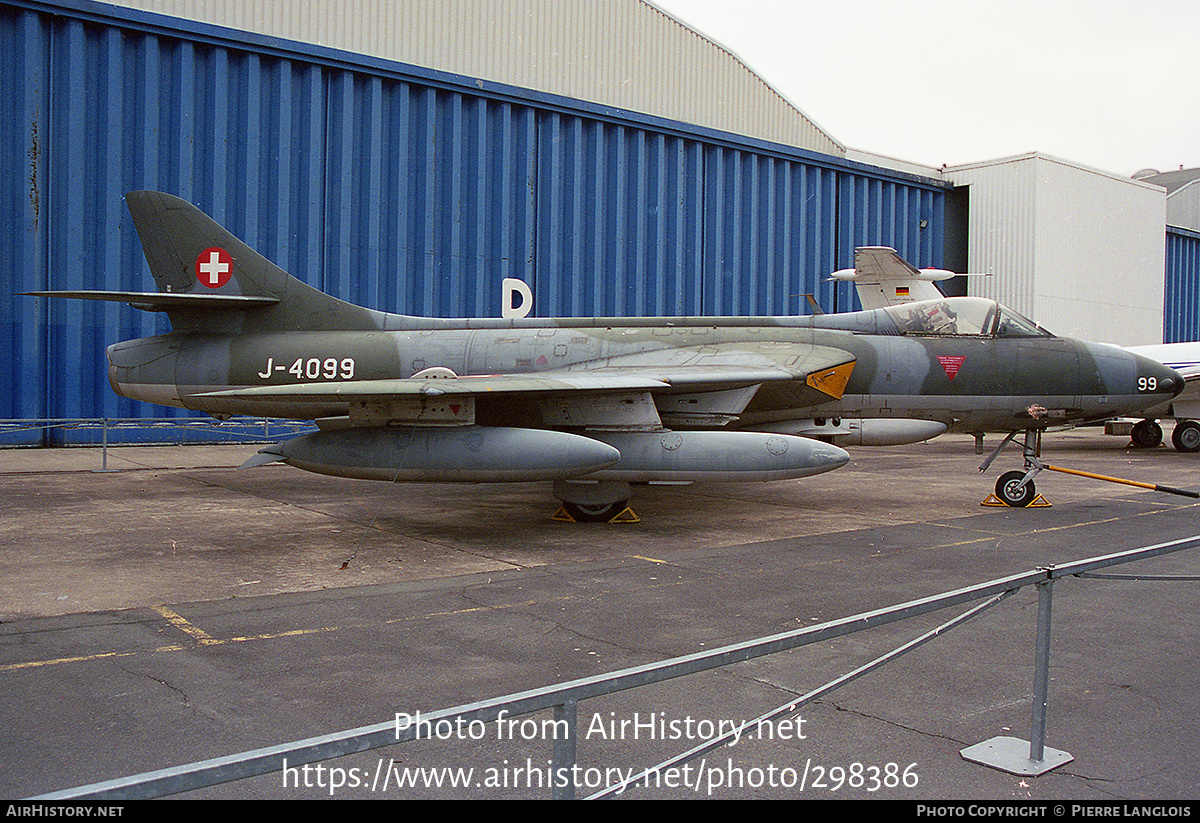 Aircraft Photo of J-4099 | Hawker Hunter F58 | Switzerland - Air Force | AirHistory.net #298386