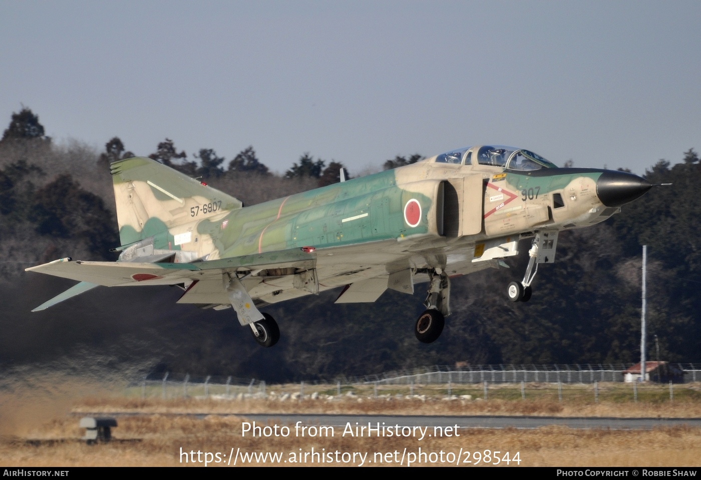 Aircraft Photo of 57-6907 | McDonnell Douglas RF-4EJ Kai Phantom II | Japan - Air Force | AirHistory.net #298544