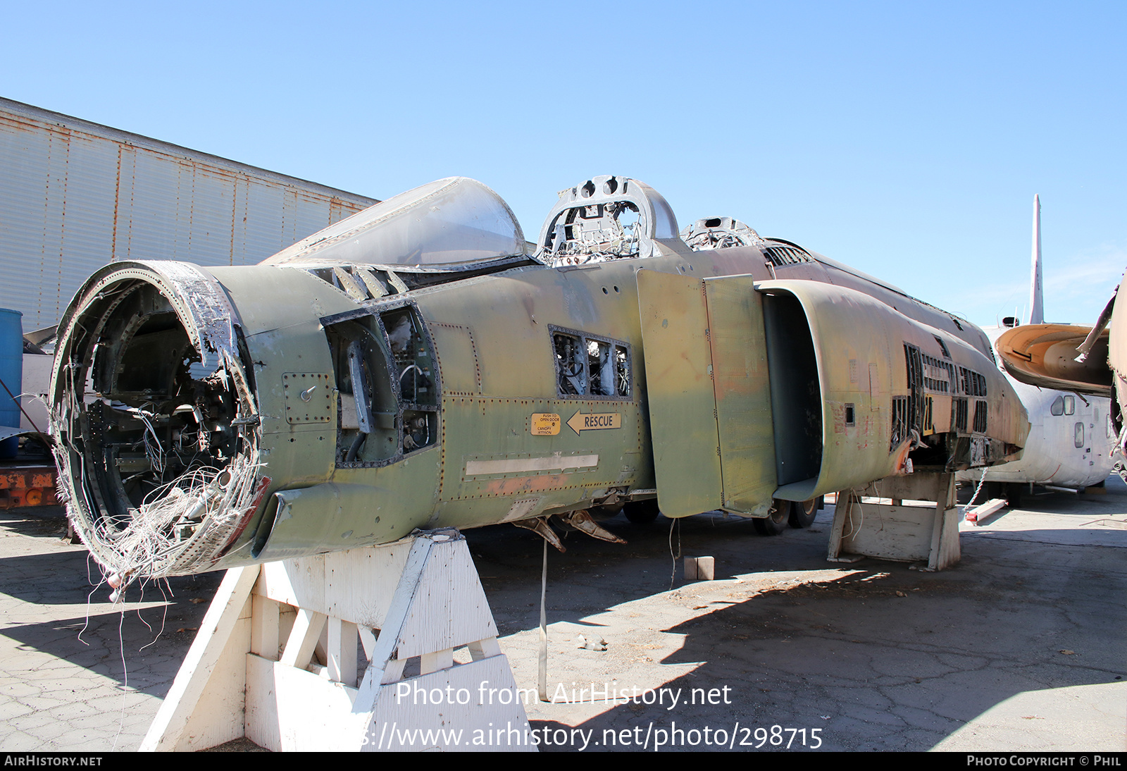 Aircraft Photo of 64-0915 | McDonnell F-4C Phantom II | USA - Air Force | AirHistory.net #298715