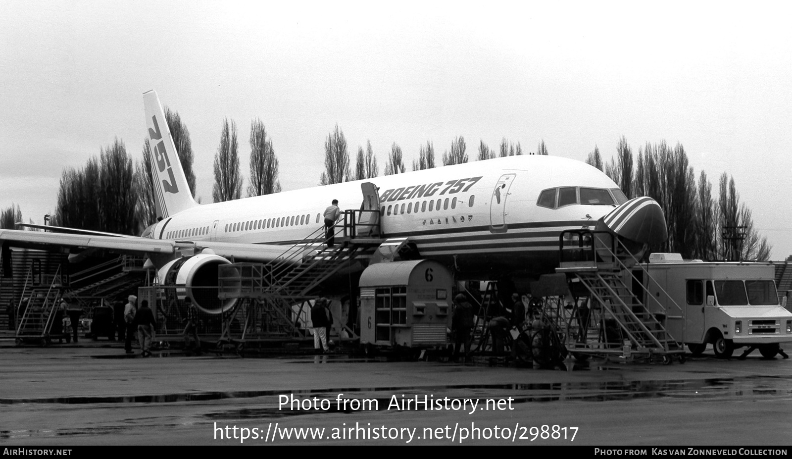 Aircraft Photo Of N757a Boeing 757 200 Boeing 298817 9645