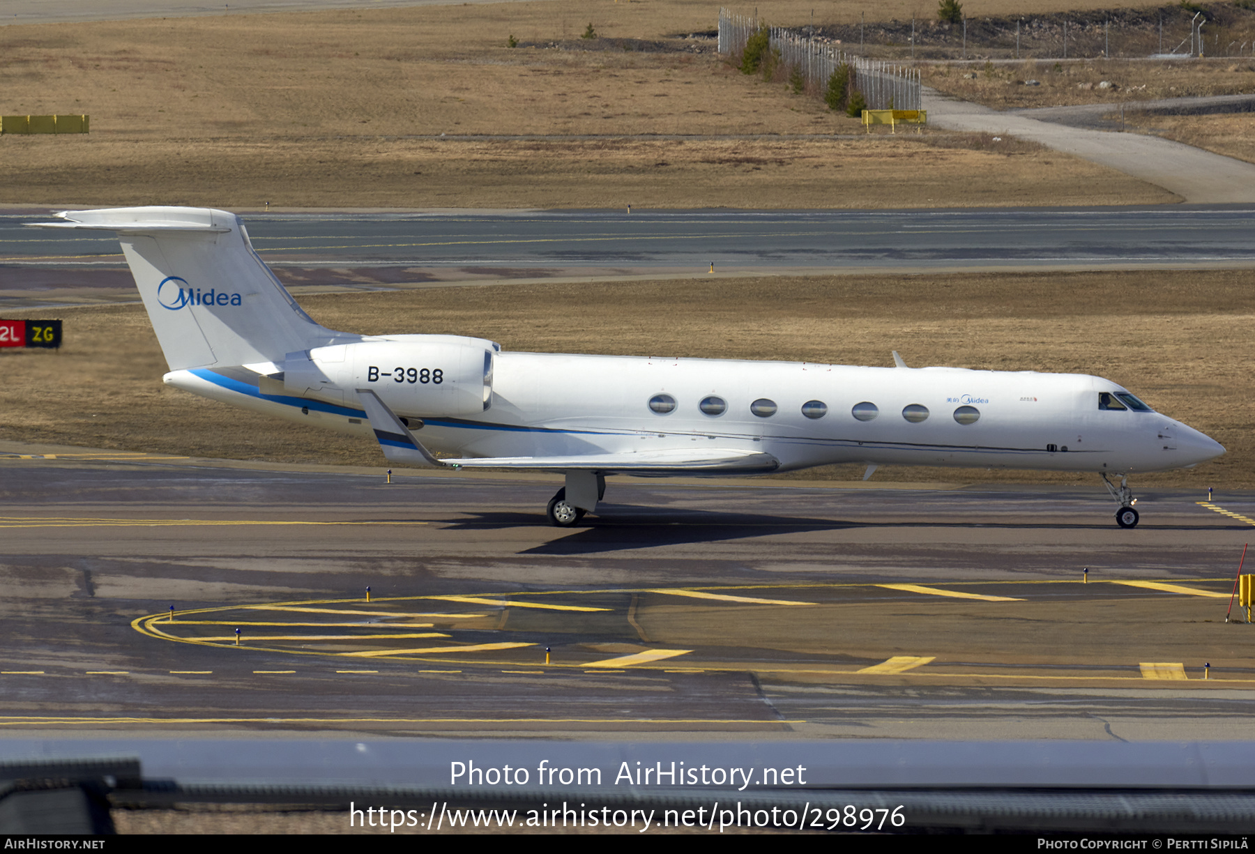 Aircraft Photo of B-3988 | Gulfstream Aerospace G-V-SP Gulfstream G550 | Midea | AirHistory.net #298976