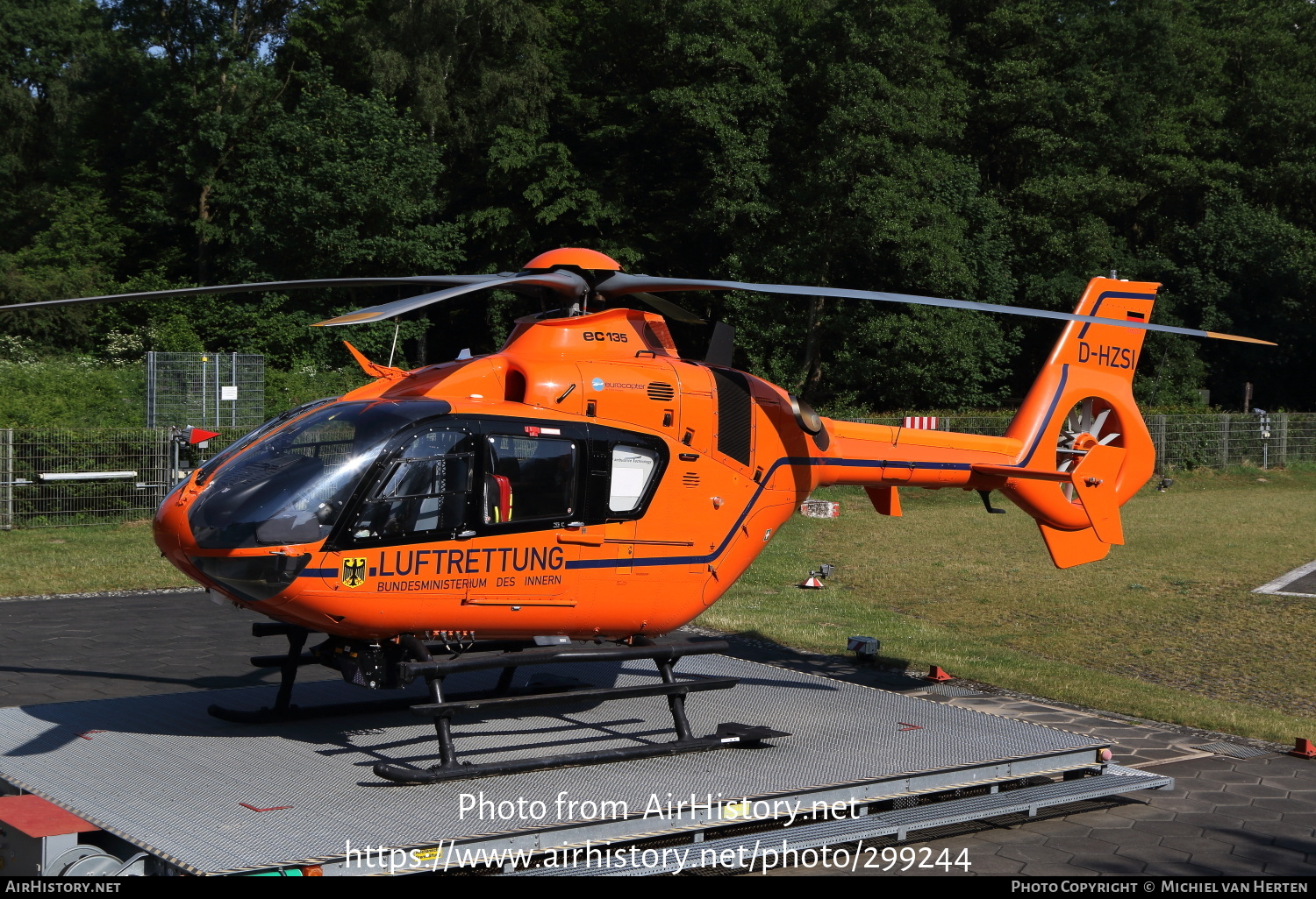 Aircraft Photo of D-HZSI | Eurocopter EC-135T-2+ | Luftrettung - Bundesministerium des Innern | AirHistory.net #299244