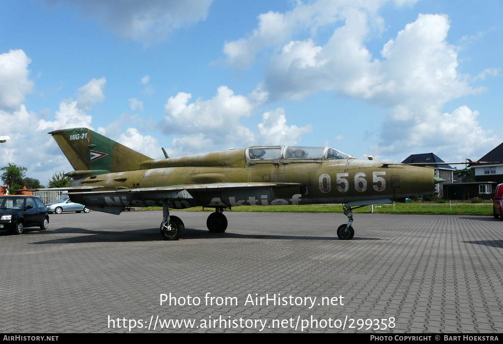 Aircraft Photo of 0565 | Mikoyan-Gurevich MiG-21UM | Hungary - Air Force | AirHistory.net #299358