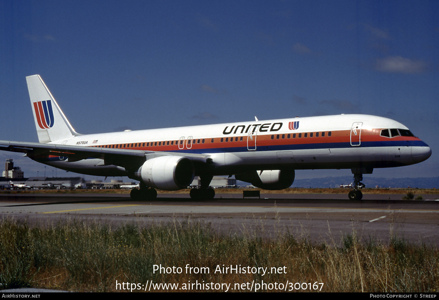 Aircraft Photo of N570UA | Boeing 757-222 | United Airlines | AirHistory.net #300167