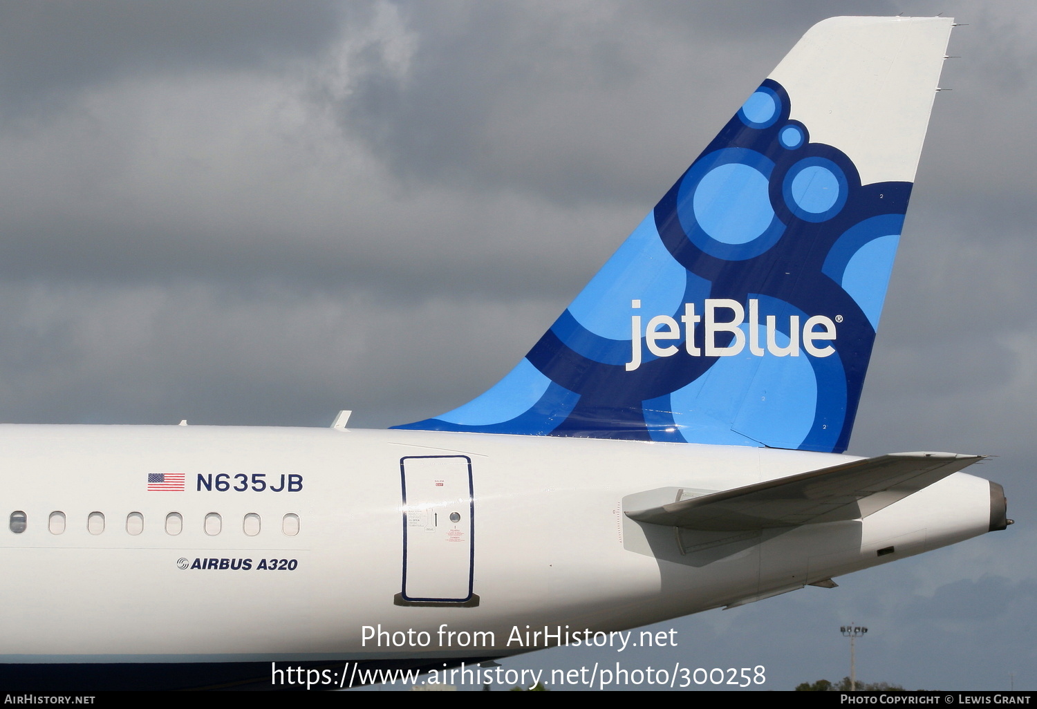 Aircraft Photo of N635JB | Airbus A320-232 | JetBlue Airways | AirHistory.net #300258