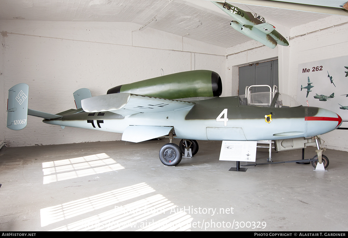 Aircraft Photo of 120067 | Heinkel He 162A-1 Volksjager | Germany - Air Force | AirHistory.net #300329