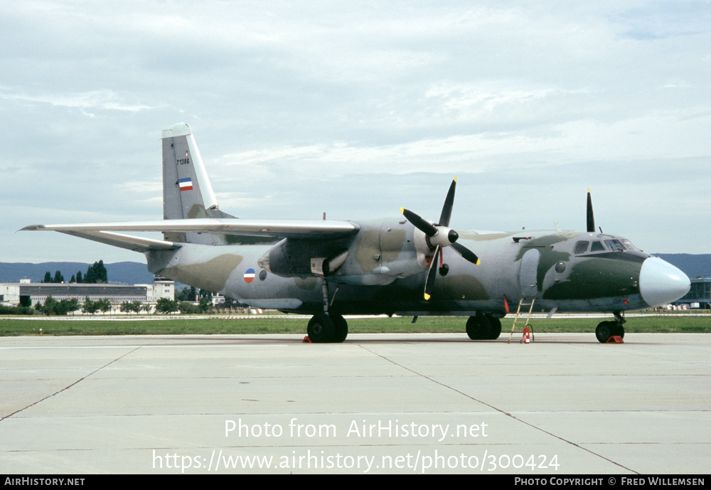 Aircraft Photo of 71386 | Antonov An-26 | Serbia and Montenegro - Air Force | AirHistory.net #300424