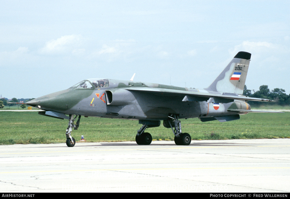 Aircraft Photo of 25207 | Soko J-22 Orao | Serbia and Montenegro - Air Force | AirHistory.net #300426