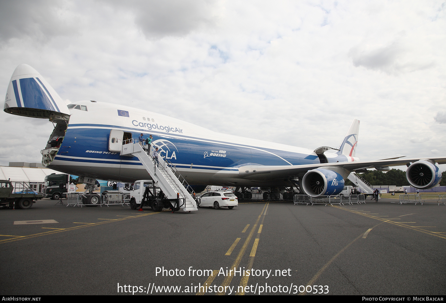 Aircraft Photo of G-CLAB | Boeing 747-83QF/SCD | CargoLogicAir | AirHistory.net #300533