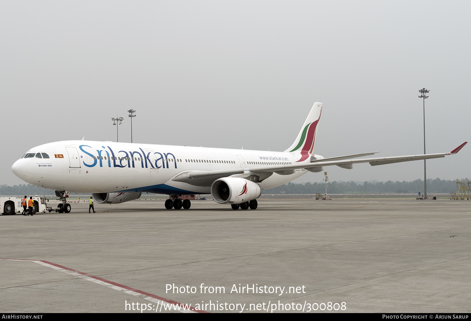 Aircraft Photo of 4R-ALP | Airbus A330-343 | SriLankan Airlines | AirHistory.net #300808